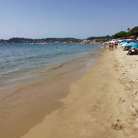 Grand La Vague Cavalaire-sur-Mer