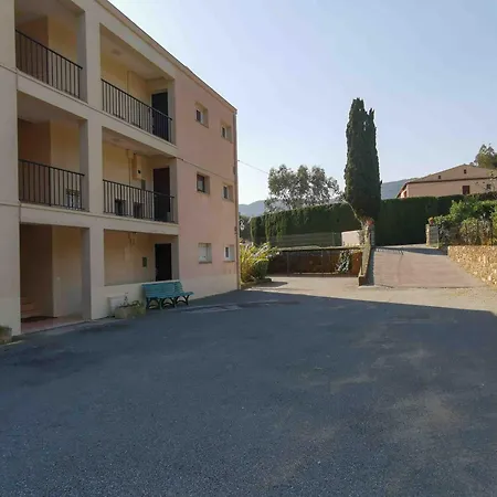 Grand La Vague Daire Cavalaire-sur-Mer